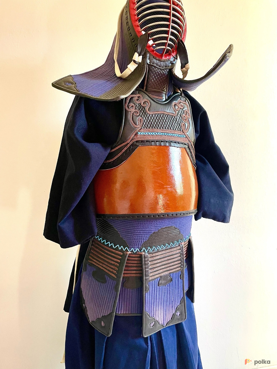 Возьмите Костюм японский с доспехами Kendo  剣道 напрокат (Фото 2) в Москве