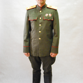 ПОВСЕДНЕВНАЯ ФОРМА МАРШАЛА ОБРАЗЦА 1943 года