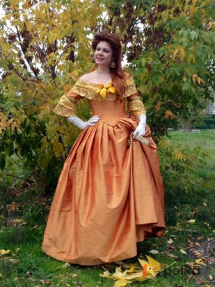 Возьмите Историческое платье Осенняя рапсодия напрокат (Фото 2) в Москве