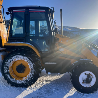 Экскаватор-погрузчик JCB, 3СХ