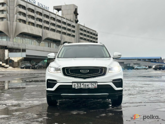 Возьмите Автомобиль Geely Atlas Pro напрокат (Фото 1) в Санкт-Петербурге