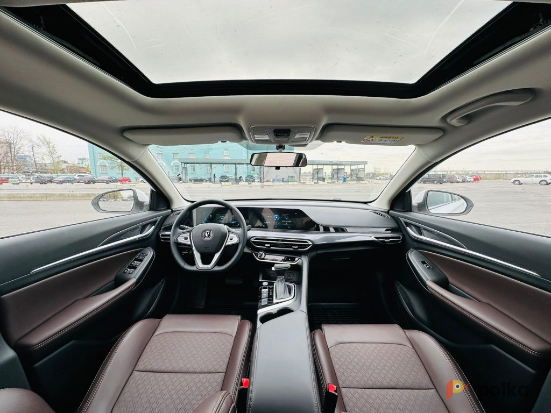 Возьмите Автомобиль Changan EADO Plus напрокат (Фото 3) в Санкт-Петербурге