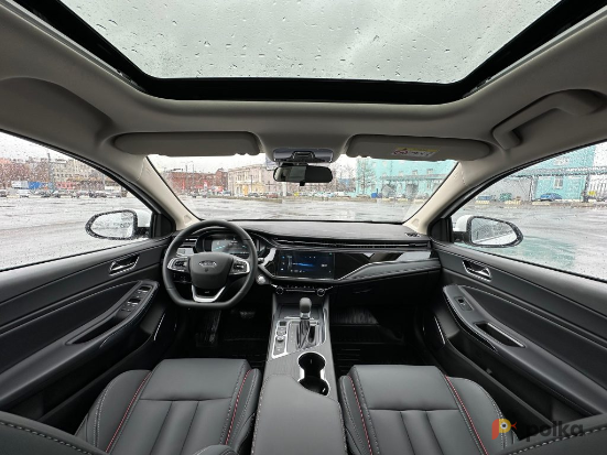 Возьмите Автомобиль Omoda S5 напрокат (Фото 3) в Санкт-Петербурге
