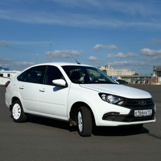 Автомобиль Lada Granta