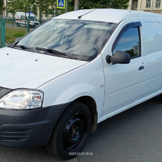 Автомобиль Лада Ларгус