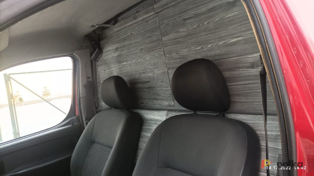 Возьмите Автомобиль Citroen Berlingo грузовой напрокат (Фото 2) в Санкт-Петербурге