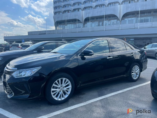 Возьмите Автомобиль Toyota Camry 2015 напрокат (Фото 1) в Санкт-Петербурге