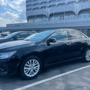 Автомобиль Toyota Camry 2015