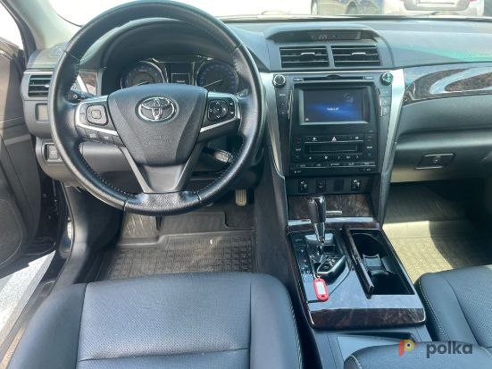 Возьмите Автомобиль Toyota Camry 2015 напрокат (Фото 2) в Санкт-Петербурге