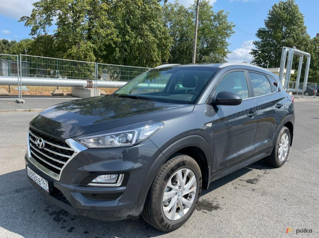 Возьмите Автомобиль Hyundai Tucson напрокат (Фото 2) в Санкт-Петербурге