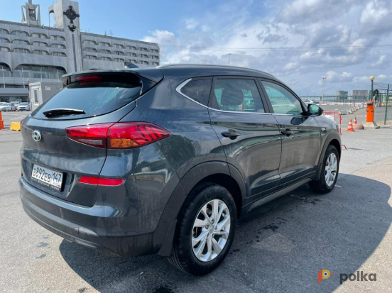 Возьмите Автомобиль Hyundai Tucson напрокат (Фото 2) в Санкт-Петербурге
