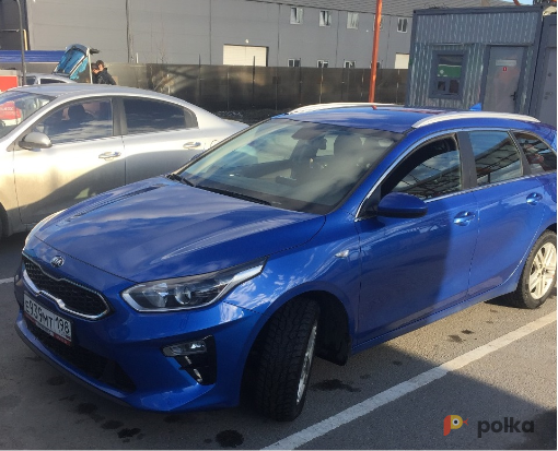 Возьмите Автомобиль  Kia Ceed SW напрокат (Фото 1) в Санкт-Петербурге