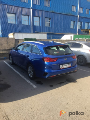 Возьмите Автомобиль  Kia Ceed SW напрокат (Фото 2) в Санкт-Петербурге