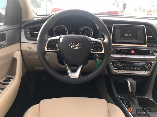 Возьмите Автомобиль Hyundai Sonata К+ напрокат (Фото 3) в Санкт-Петербурге