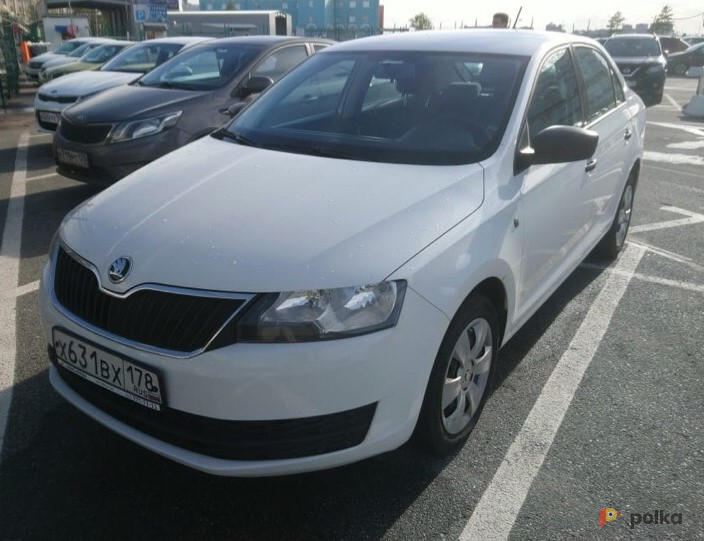 Возьмите Автомобиль Skoda Rapid АКПП напрокат (Фото 2) в Санкт-Петербурге