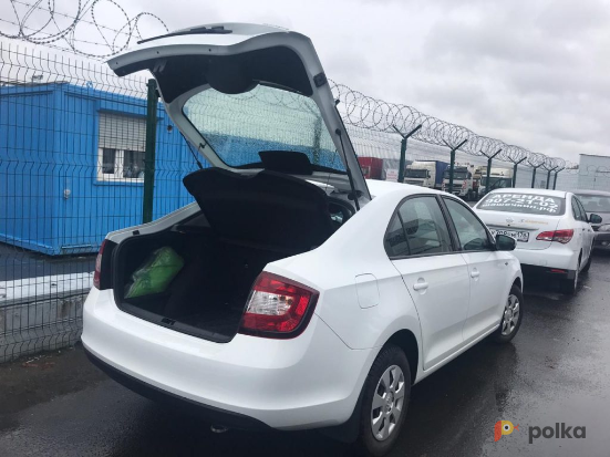 Возьмите Автомобиль Skoda Rapid АКПП напрокат (Фото 2) в Санкт-Петербурге