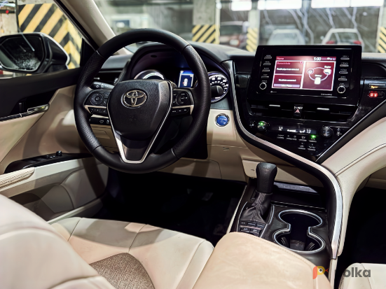 Возьмите Автомобиль Toyota Camry напрокат (Фото 5) в Санкт-Петербурге