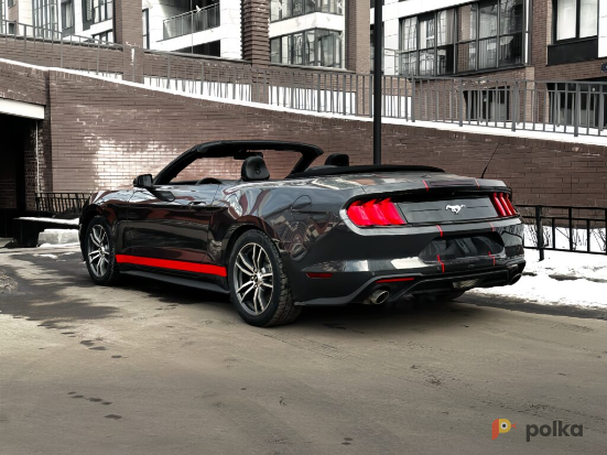 Возьмите Автомобиль Ford Mustang Cabrio Performance напрокат (Фото 4) в Санкт-Петербурге