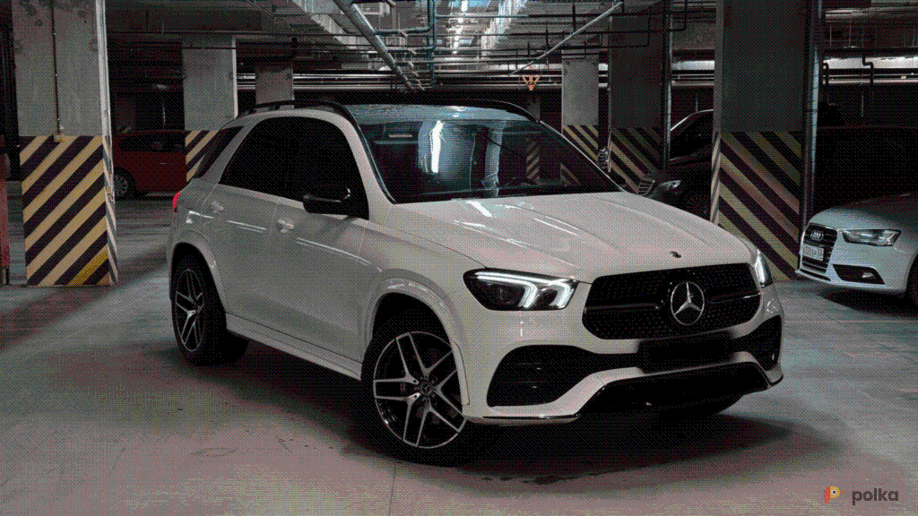 Возьмите Автомобиль Mercedes-Benz GLE 350d  напрокат (Фото 2) в Санкт-Петербурге