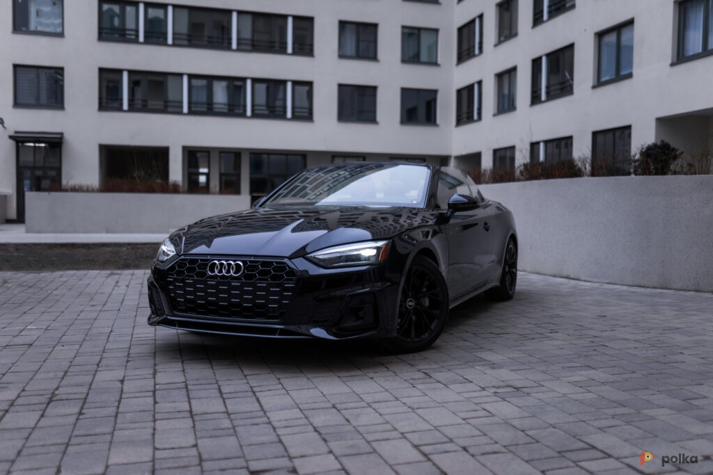 Возьмите Автомобиль Audi A5 Cabrio напрокат (Фото 2) в Санкт-Петербурге