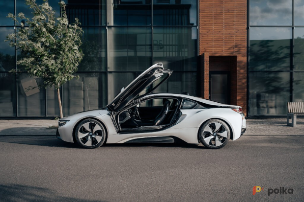 Возьмите Автомобиль BMW i8 напрокат (Фото 3) в Санкт-Петербурге
