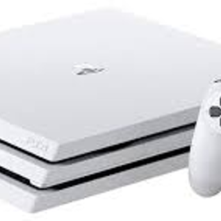 Игровая приставка PS4 pro