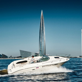 катер Sea Ray 225 с капитаном 