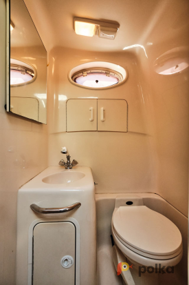 Возьмите Катер Sea Ray 270 прогулочный с капитаном  напрокат (Фото 9) в Санкт-Петербурге