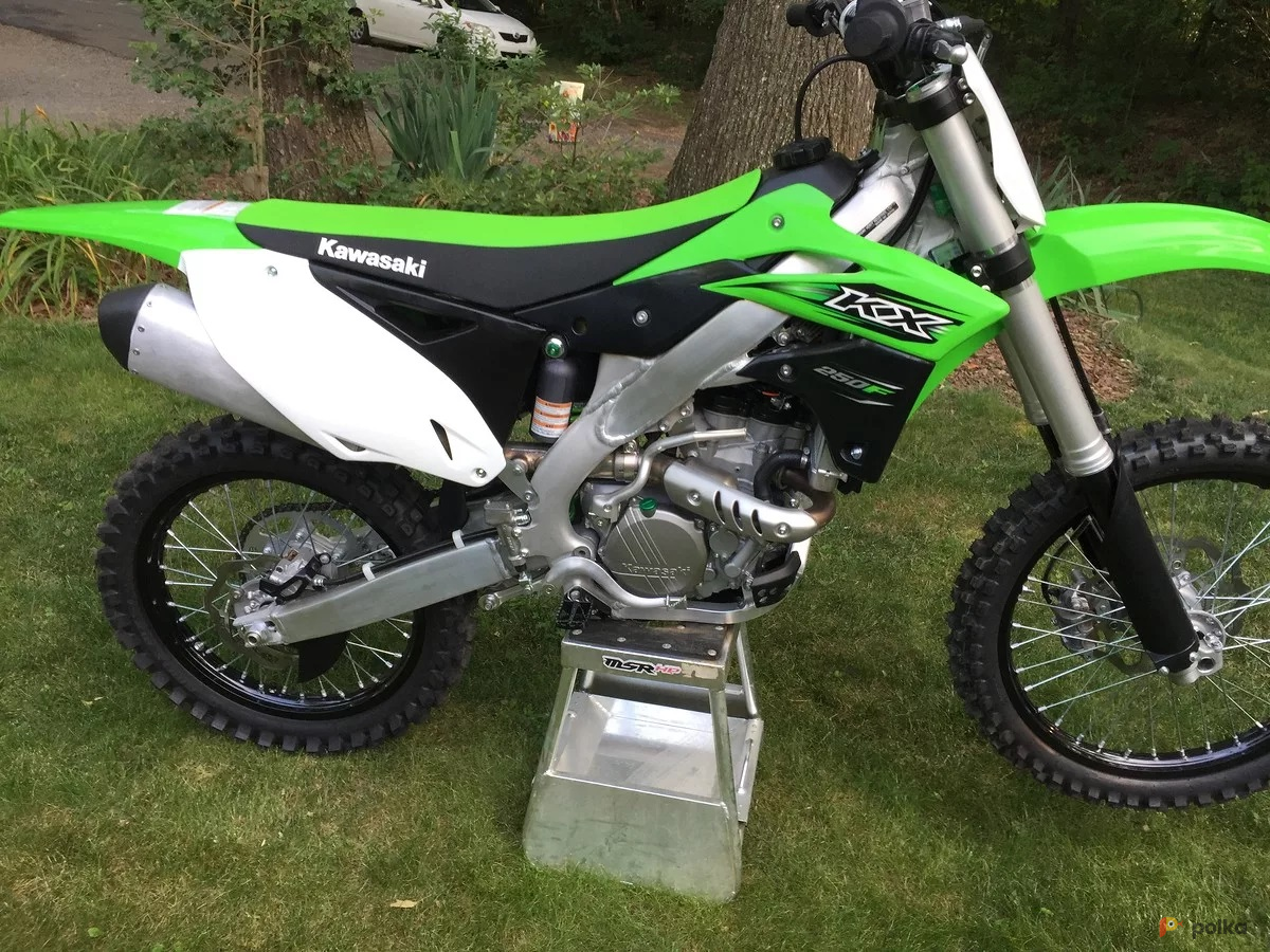 Возьмите KAWASAKI KX 250 F Мотоцикл кроссовый напрокат (Фото 2) в Санкт-Петербурге