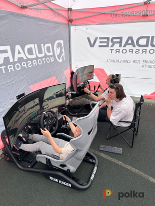 Возьмите Симрейсинг-симулятор Trak Racer TR8 PRO игровой VR - аттракцион напрокат (Фото 1) в Москве