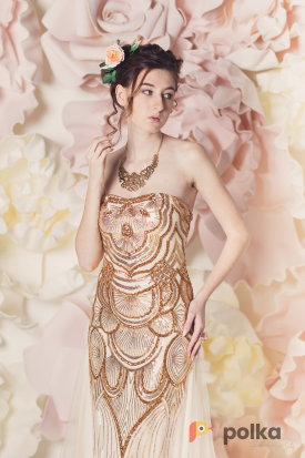 Возьмите Вечернее  платье в с золотым узором напрокат (Фото 2) в Москве
