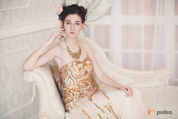 Возьмите Вечернее  платье в с золотым узором напрокат (Фото 4) в Москве