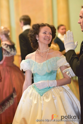 Возьмите Историческое бальное платье   напрокат (Фото 3) в Москве