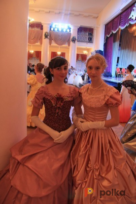 Возьмите Бальное платье с рукавом напрокат (Фото 2) в Москве