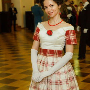 Историческое платье в шотландском стиле
