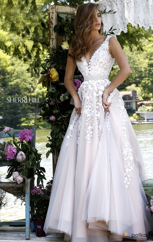 Возьмите Платье Sherri HIll напрокат (Фото 2) в Москве