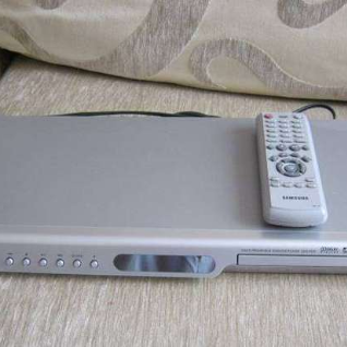 DVD-плеер SAMSUNG с поддержкой MPEG-4