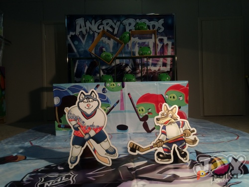 Возьмите Angry Birds hockey - Злые птички "Хоккей". напрокат (Фото 1) в Москве