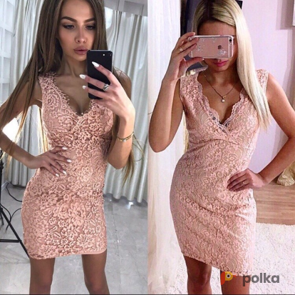 Возьмите Ажурное платье розовое мини короткое женское с декольте персиковое гипюровое с кружевом кружевное напрокат (Фото 1) в Москве
