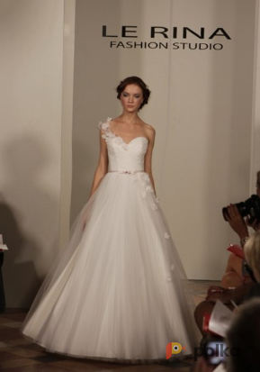 Возьмите Свадебное платье Le Rina "Британи" напрокат (Фото 1) в Москве
