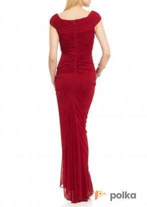Возьмите Платье Adrianna Papell Red Ruched Mesh Gown Размеры 44, 46, 48 напрокат (Фото 3) в Москве