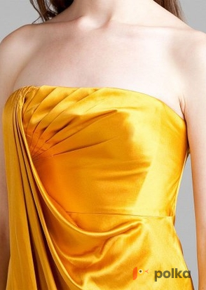 Возьмите Платье BCBGMAXAZRIA Gold Strapless Pealted Dress Размер 42 напрокат (Фото 2) в Москве