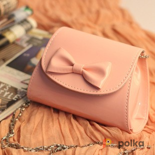 Возьмите Лаковая розовая сумочка клатч сумка лакированная с бантиком напрокат (Фото 2) в Москве