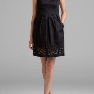 Платье Max & Cleo Black Cutout Application Hem Dress Размер 46