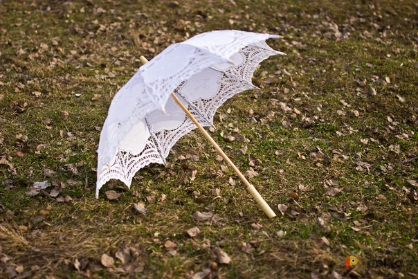 Возьмите Кружевной зонт белый напрокат (Фото 3) в Москве