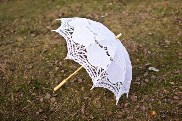 Возьмите Кружевной зонт белый напрокат (Фото 2) в Москве