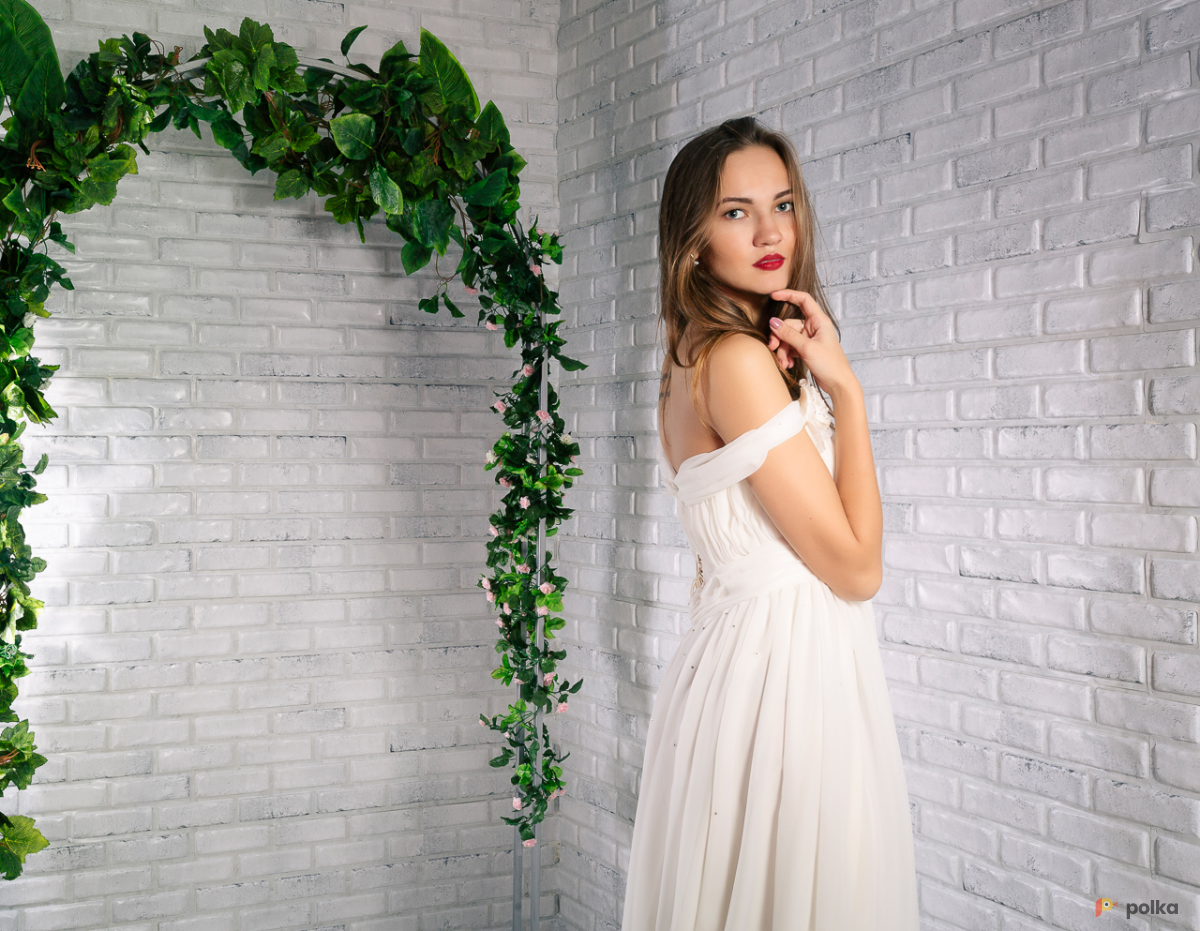 Возьмите Платье айвори с шлейфом напрокат (Фото 2) в Москве
