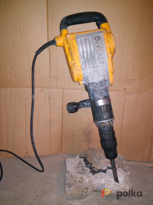 Возьмите Отбойный молоток / бетонолом DeWalt D 25900 K напрокат (Фото 1) в Москве