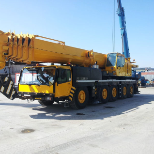 Автокран Liebherr LTM 1120 (120 тонн)