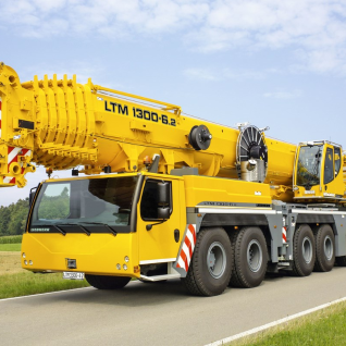 Автокран Liebherr LTM 1300 (300 тонн)
